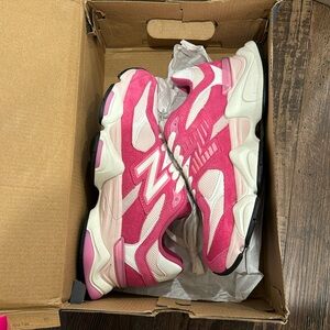 New balance 9060 pink/pink